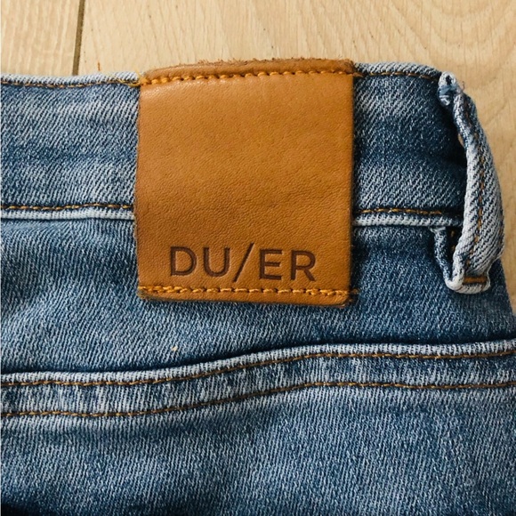 DU/ER Performance Stretch Light Wash Organic Cotton Blend Jeans Size 24x30 - Picture 4 of 13